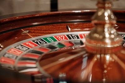 tứ sắc trực tuyến Kubet